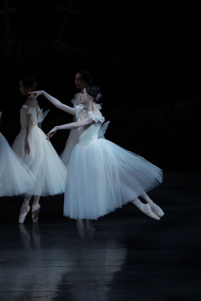 『ジゼル』ドゥ·ウィリ