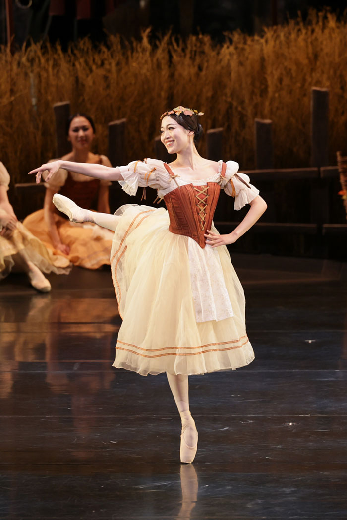 『ジゼル』ペザント パ·ド·ドゥ