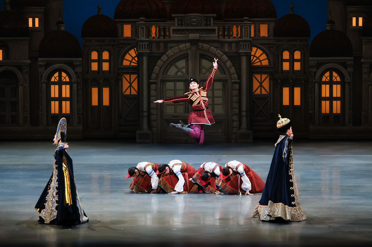 『くるみ割り人形』ロシアの踊り