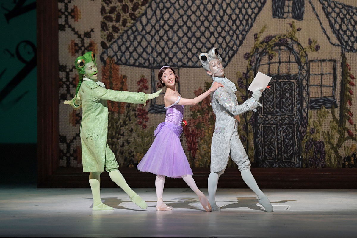 『不思議の国のアリス』魚