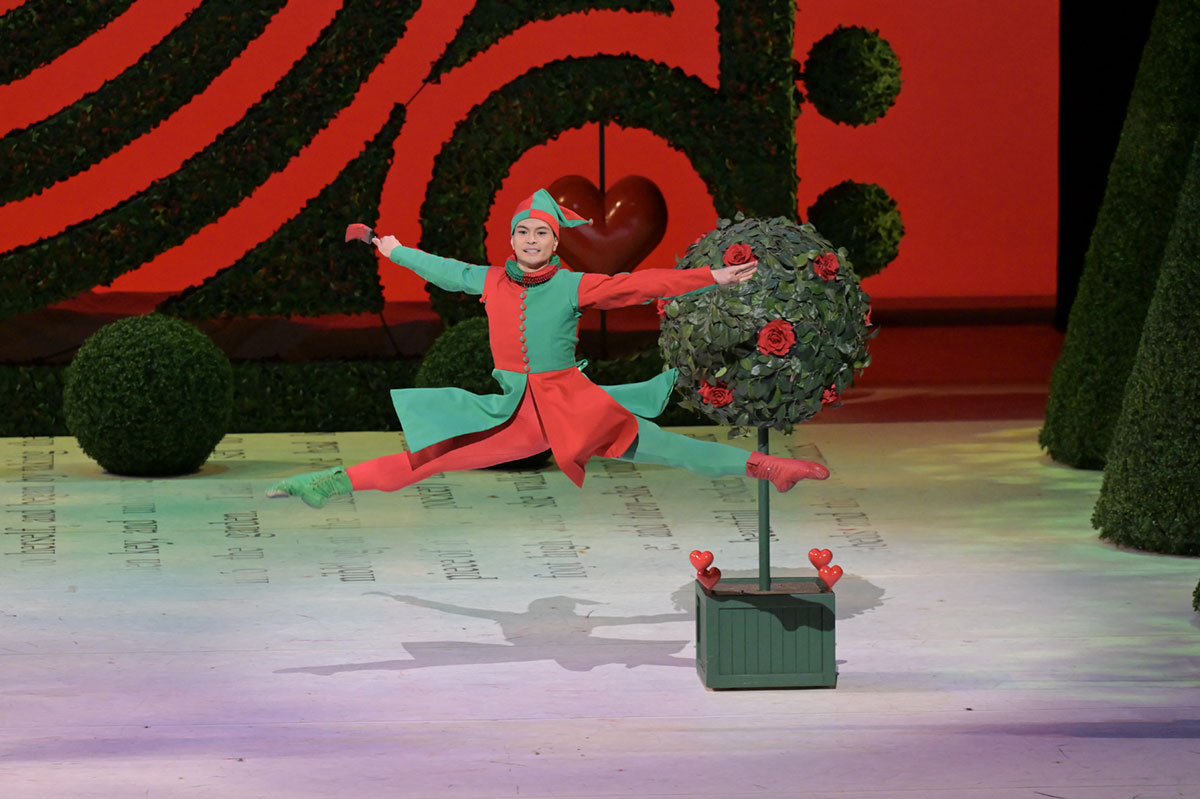 『不思議の国のアリス』3人の庭師