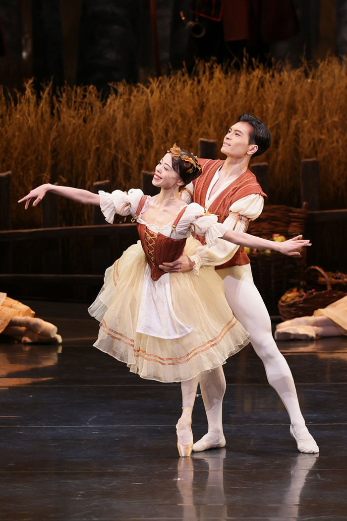 『ジゼル』ペザント パ·ド·ドゥ 『ジゼル』ペザント パ·ド·ドゥ