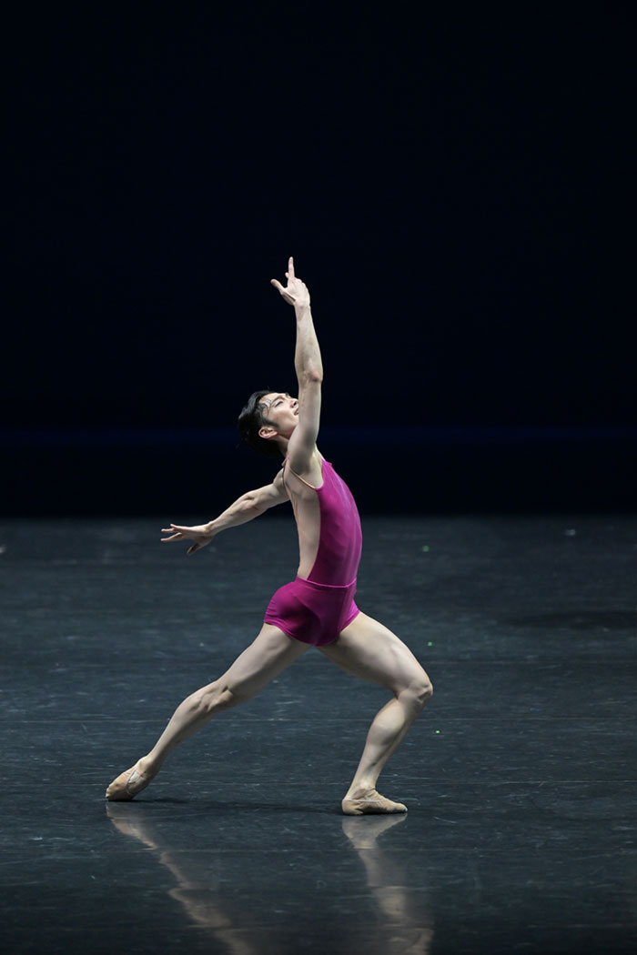 精確さによる目眩くスリル